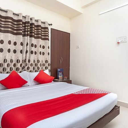 Oyo 22019 Skye Service Apartments Chennai Bagian luar foto