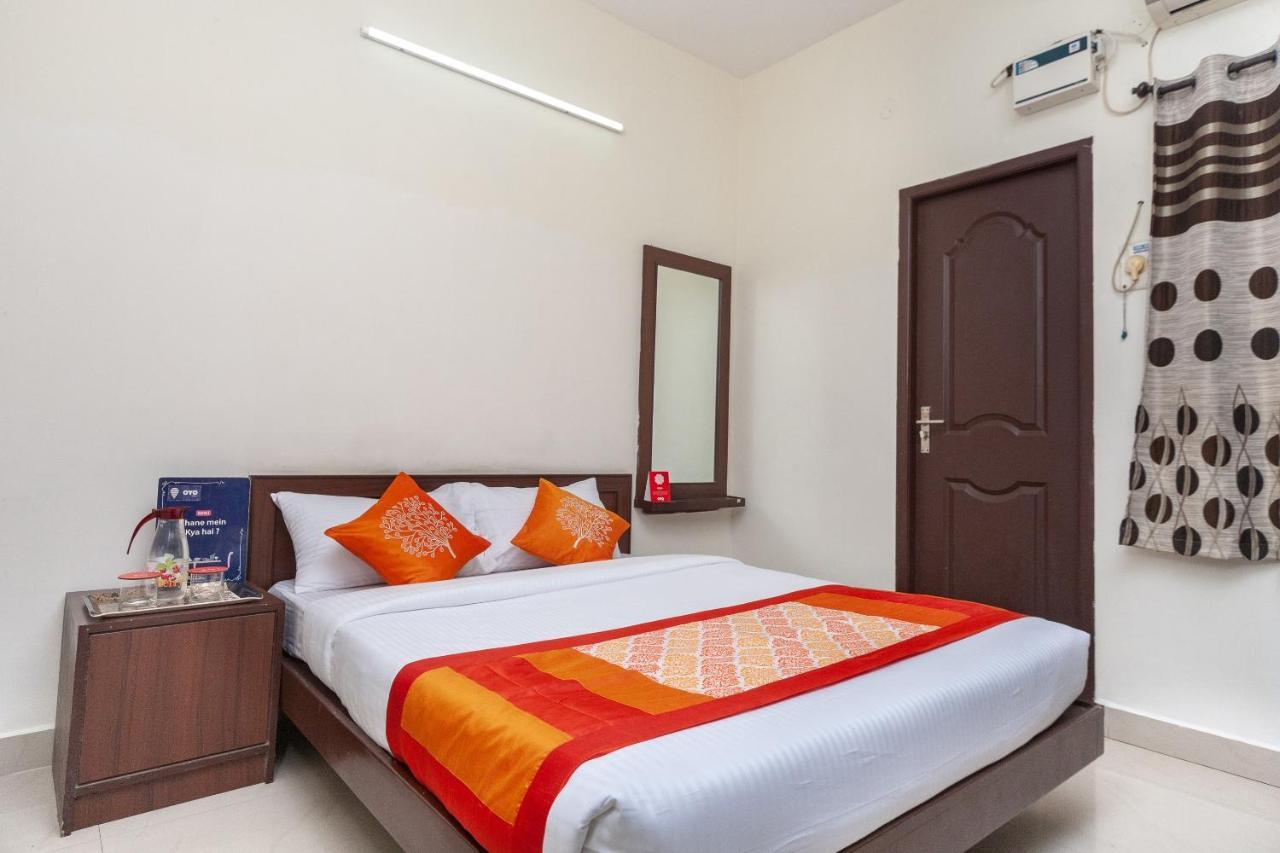 Oyo 22019 Skye Service Apartments Chennai Bagian luar foto