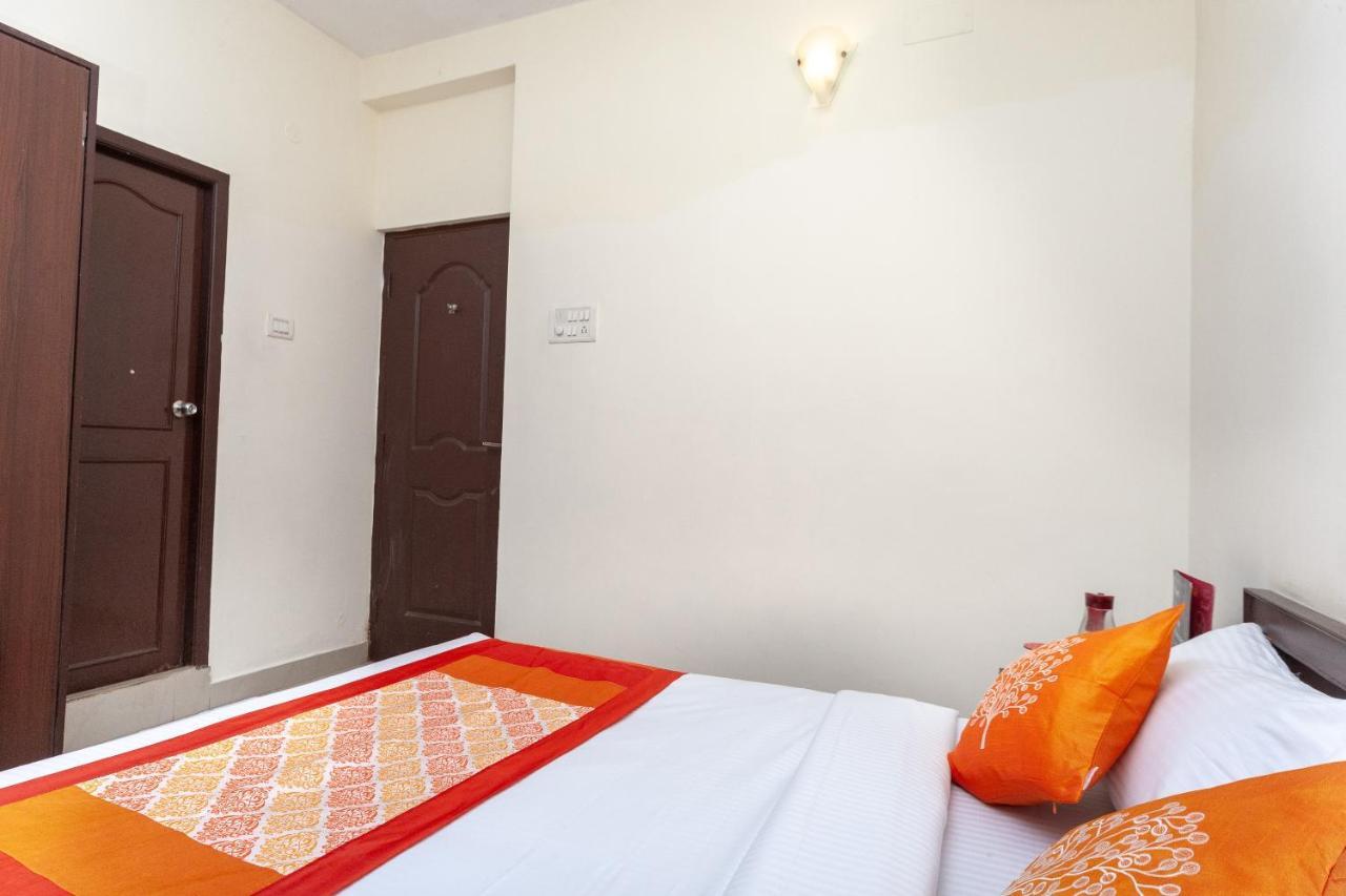 Oyo 22019 Skye Service Apartments Chennai Bagian luar foto