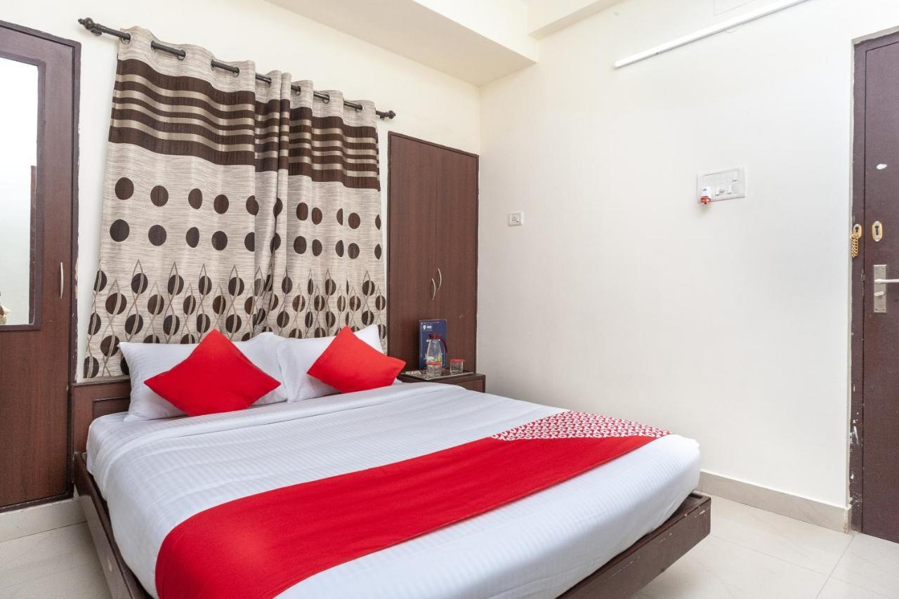 Oyo 22019 Skye Service Apartments Chennai Bagian luar foto