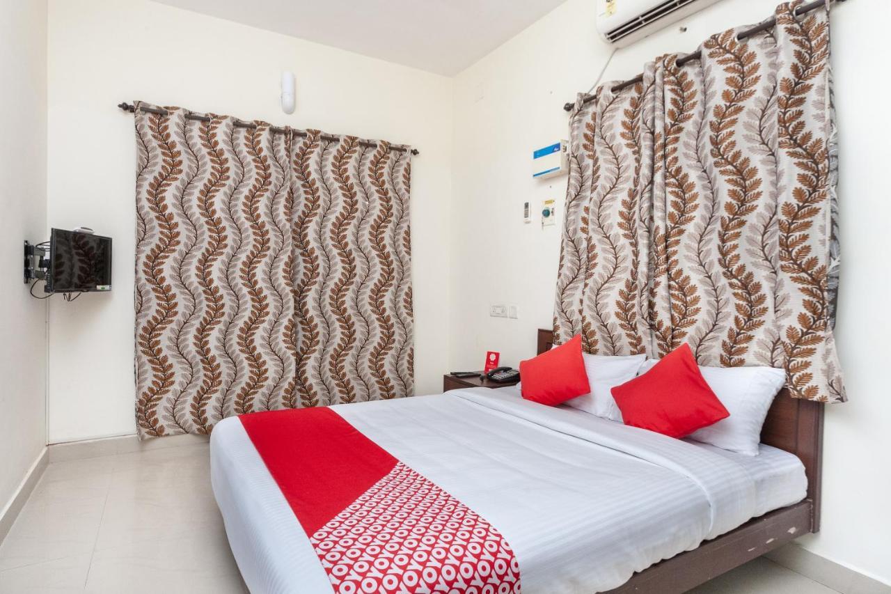 Oyo 22019 Skye Service Apartments Chennai Bagian luar foto