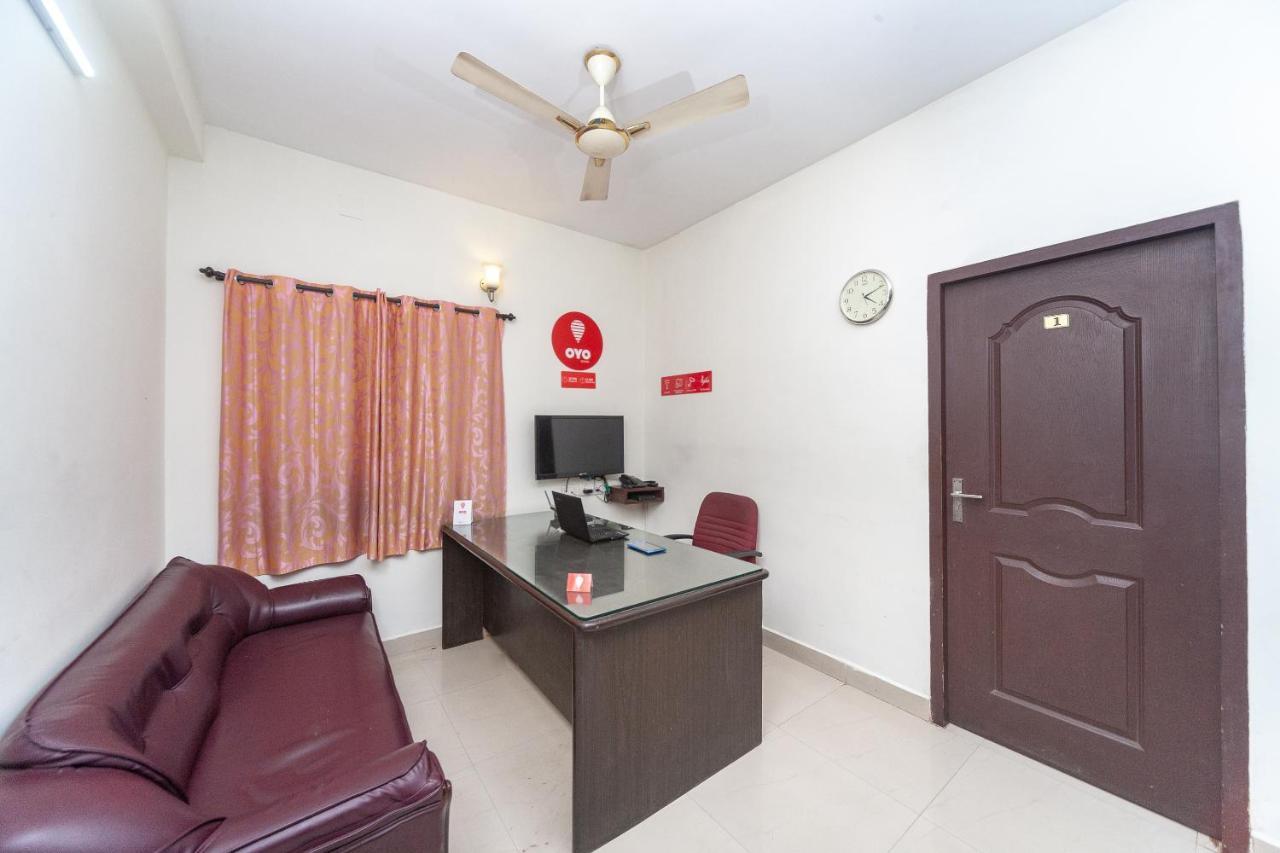 Oyo 22019 Skye Service Apartments Chennai Bagian luar foto