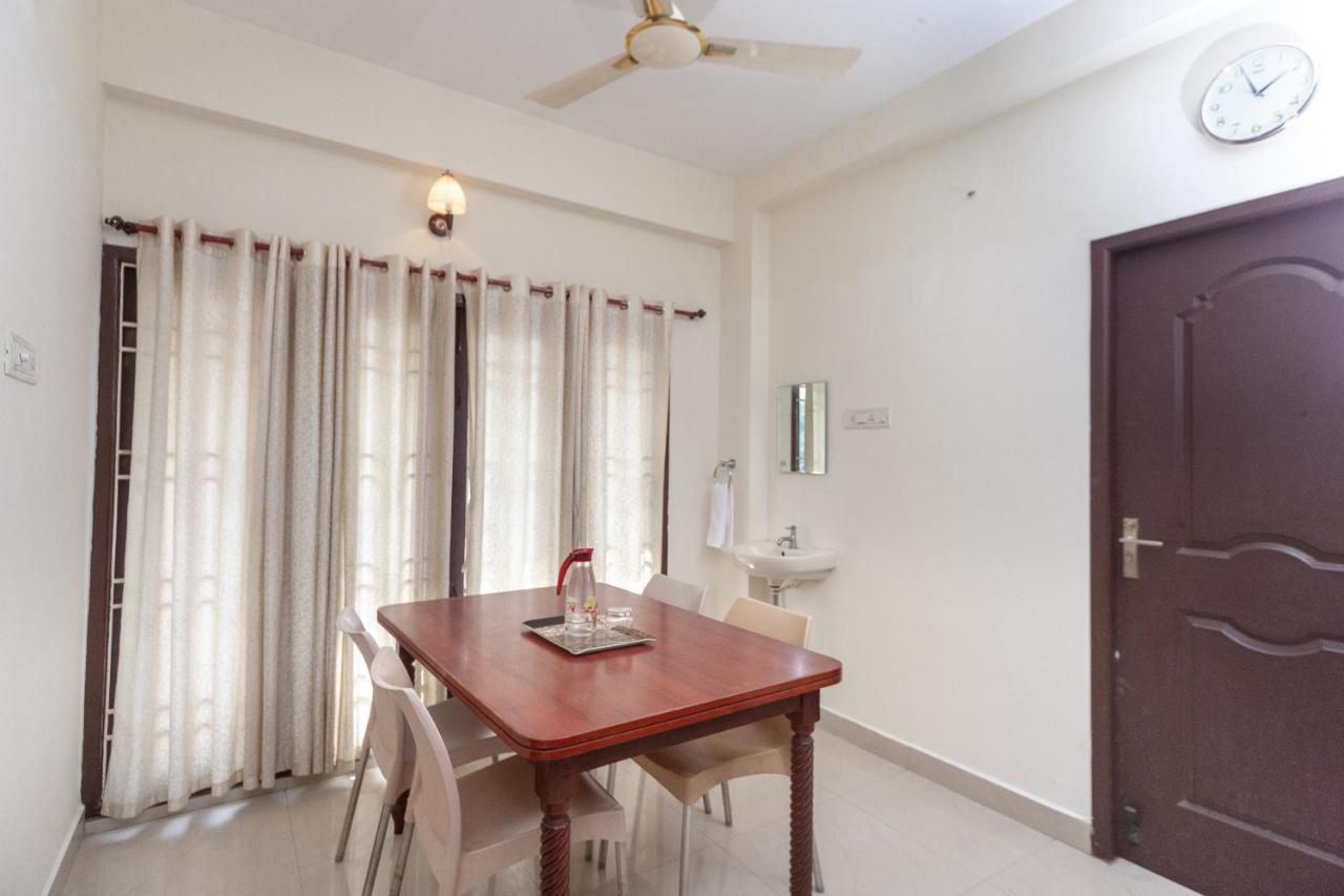 Oyo 22019 Skye Service Apartments Chennai Bagian luar foto