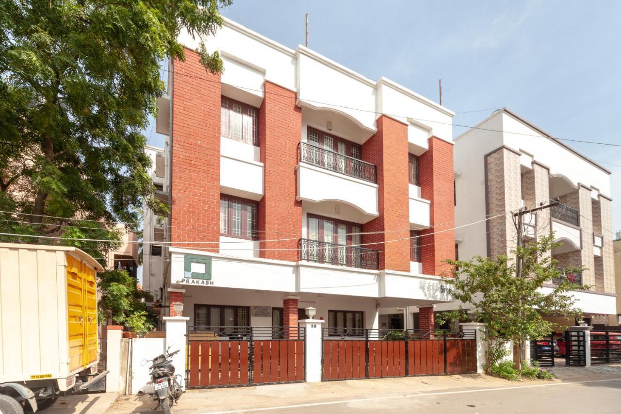 Oyo 22019 Skye Service Apartments Chennai Bagian luar foto