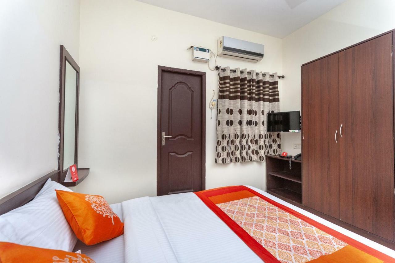 Oyo 22019 Skye Service Apartments Chennai Bagian luar foto